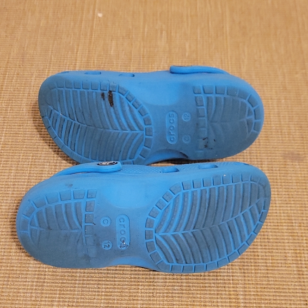 Crocs Kids Blue Clogs - Picture 5 of 6